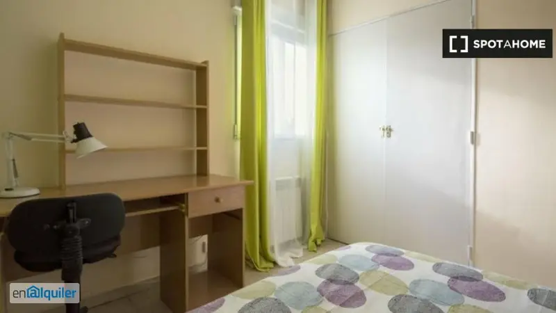 Apartamento 6 Dormitorios Alcalá de Henares Cerca Universidad