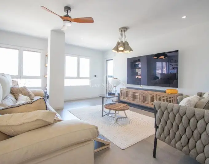 Apartamento 4 Dormitorios en Venta - Albatera