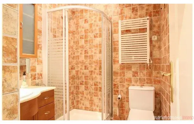 Rent 4 bedroom apartment of 165 m² in Alicante