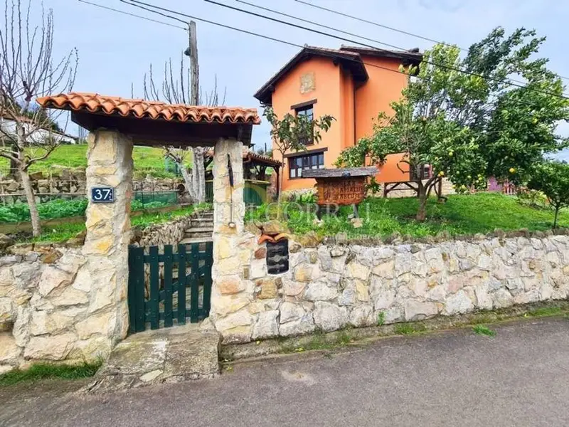 Chalet con Vistas al Mar en Abeu Asturias