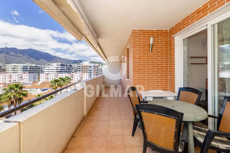 Apartamento en Estepona Pueblo con Terraza y Vistas