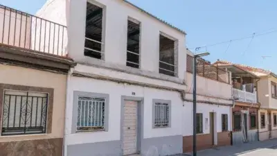 Casa en venta para reformar en Maracena Granada