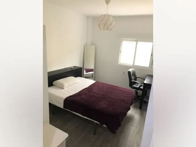 Habitación en Málaga Centro Cerca Universidad