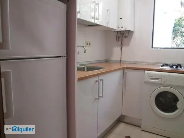 Apartamento 2 Dormitorios Junto Plaza de la Cruz