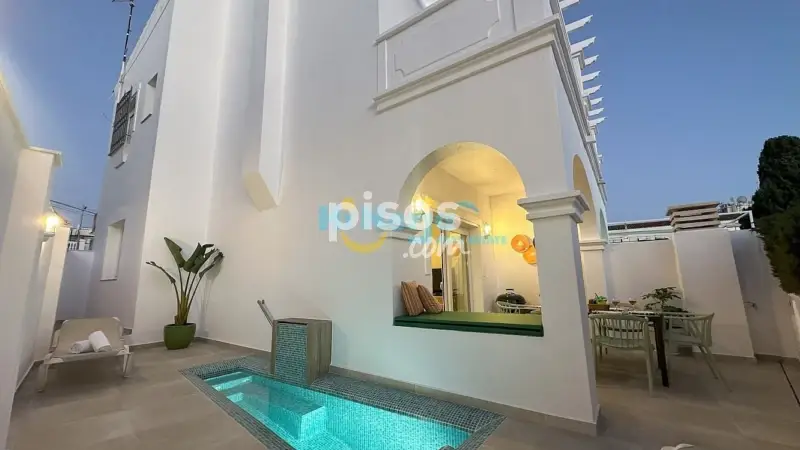 Villa en Nerja con Piscina Privada para 6 Personas Cerca de la Playa