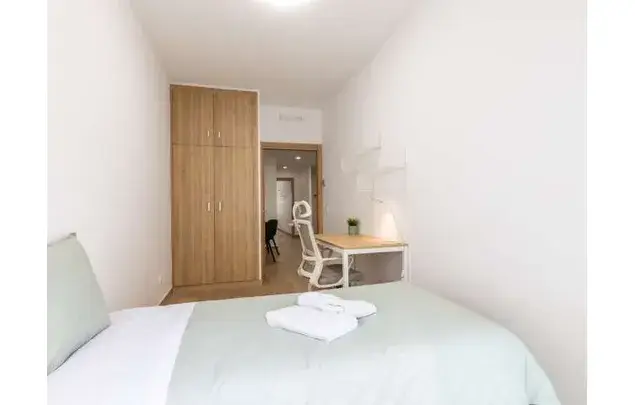 Habitaci
ón en alquiler Burjassot 98m2