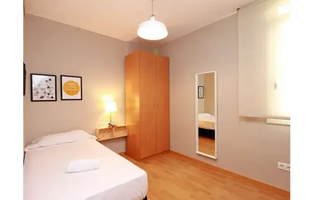 Alquiler Apartamento 4 Dormitorios Barcelona Horta Guinardo