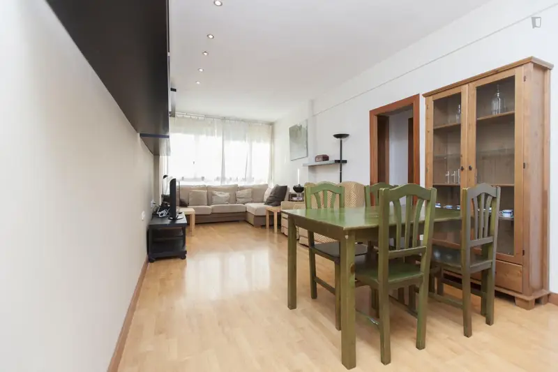 Apartamento 3 Habitaciones 1 5 Baños Sagrada Familia