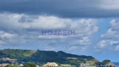 Apartamento en Venta en Noja con Vistas y Terraza