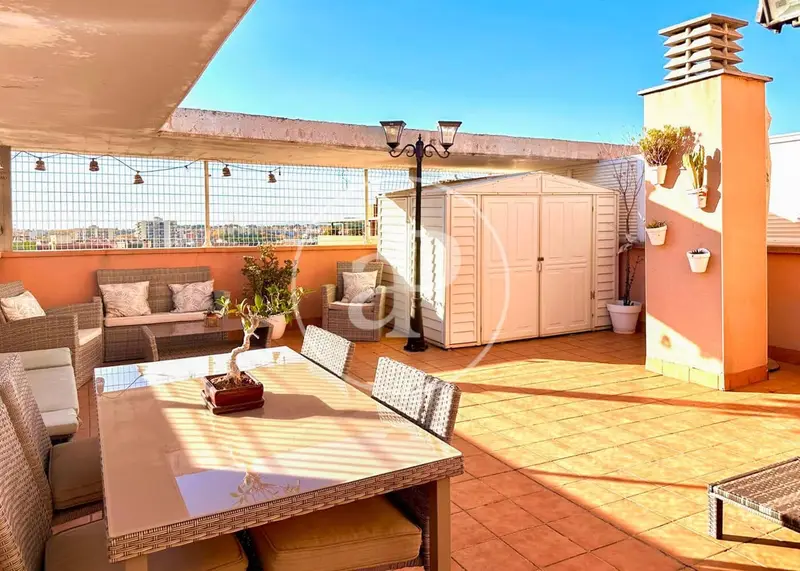 Dúplex en venta en Rubí con terraza de 49m²