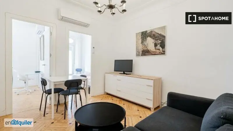 Apartamento 3 Dormitorios Alquiler Argüelles