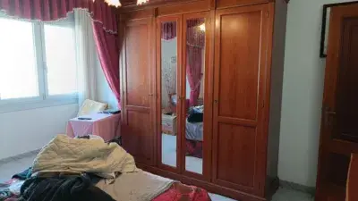 Piso en venta en Avenida Anllons, 6