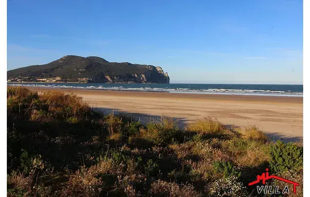 Alquiler Apartamento 2 Dormitorios Laredo 80m²