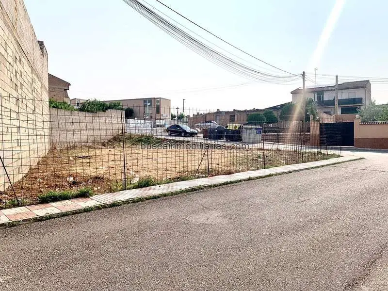 Solar Urbano en Otura 271m² Edificabilidad 140 Ideal Familias e Inversores