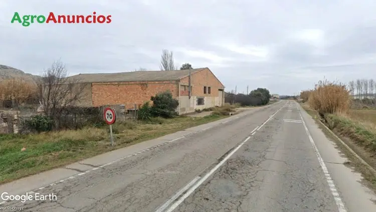 Parcela Rustica con Nave Industrial en Remolinos Zaragoza