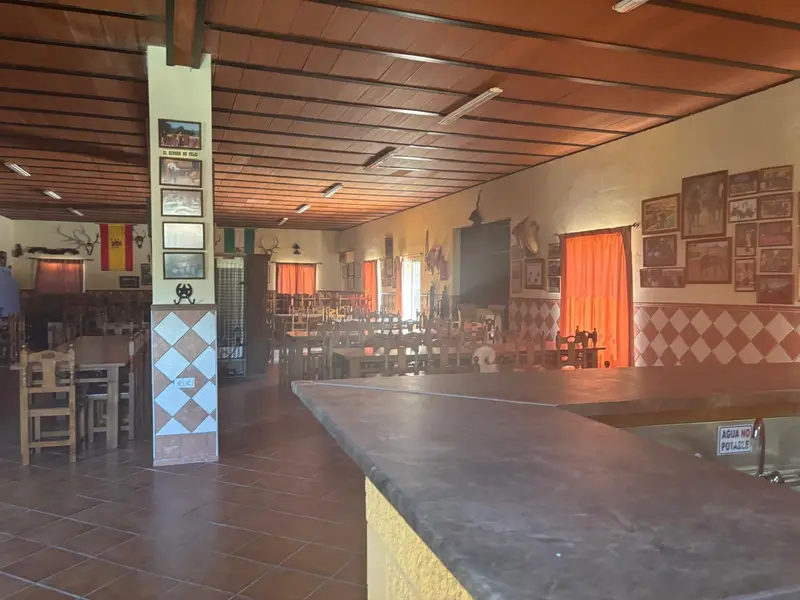 Granja con Cortijo y Plaza de Toros en Monda