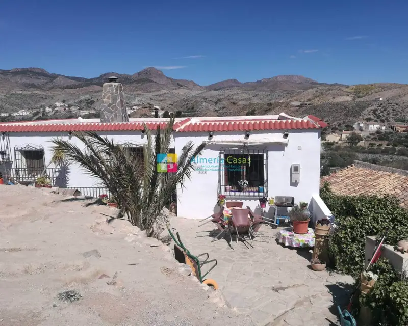 Casa Rural en Oria Almeria 4 Dormitorios Anexo Jardin