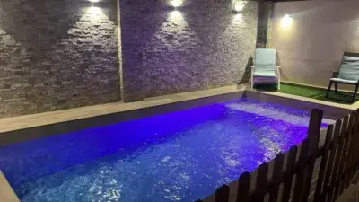 Casa Pareada en Cullar Vega con Piscina y Sótano