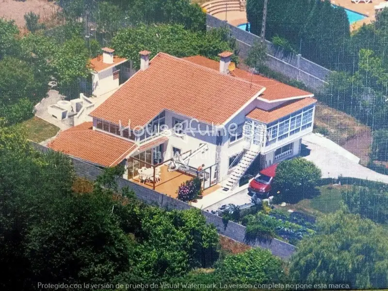 Venta Chalet de 5 habitaciones en Cobas, Ferrol - Ref: C001049