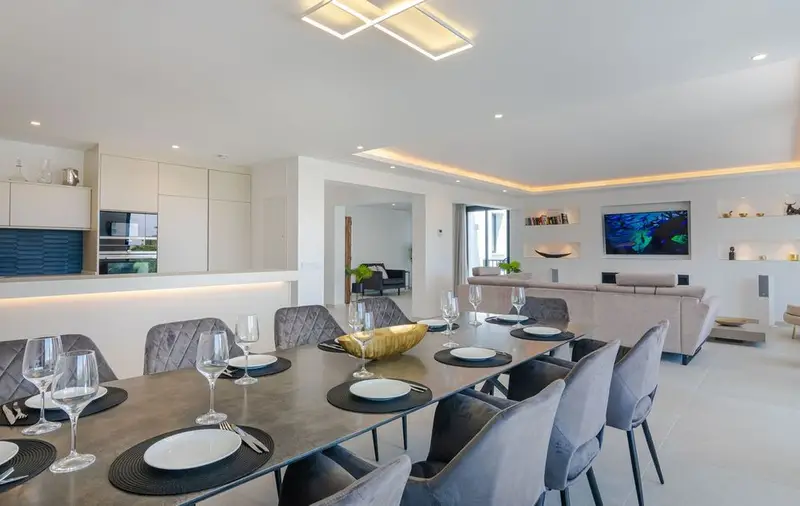 Villa de Lujo Moderna en Guadalmina Alta Marbella Alquiler Largo Plazo
