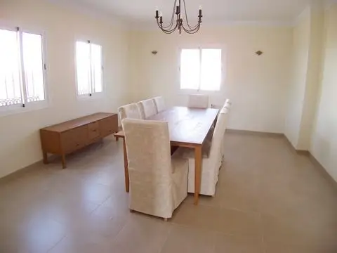 Casa-Villa de 5 Dormitorios en venta Frigiliana, España