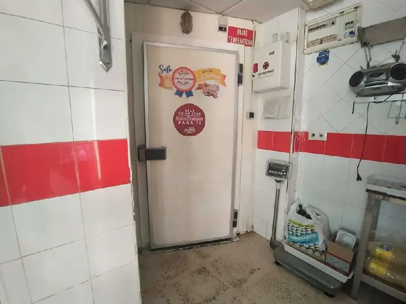Venta Local Comercial Cerro Reyes Badajoz