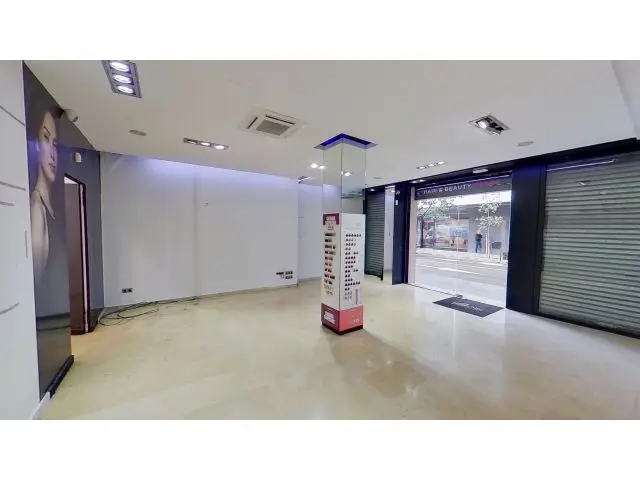Local Comercial En Castelldefels
