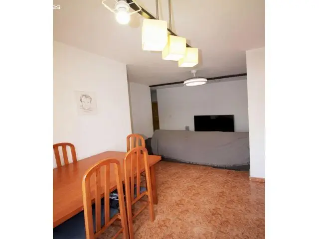 Piso en Venta en Castrillo de Murcia con Garaje y Trastero