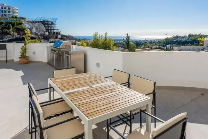 Apartamento 2 Dormitorios en La Quinta con Vistas al Mar