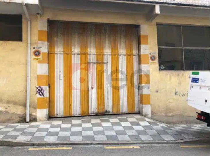 Venta Local Comercial 5 Habitaciones Centro Cuenca