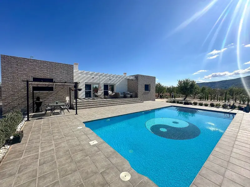 Villas de Lujo en Pinoso Alicante Nueva Construccion