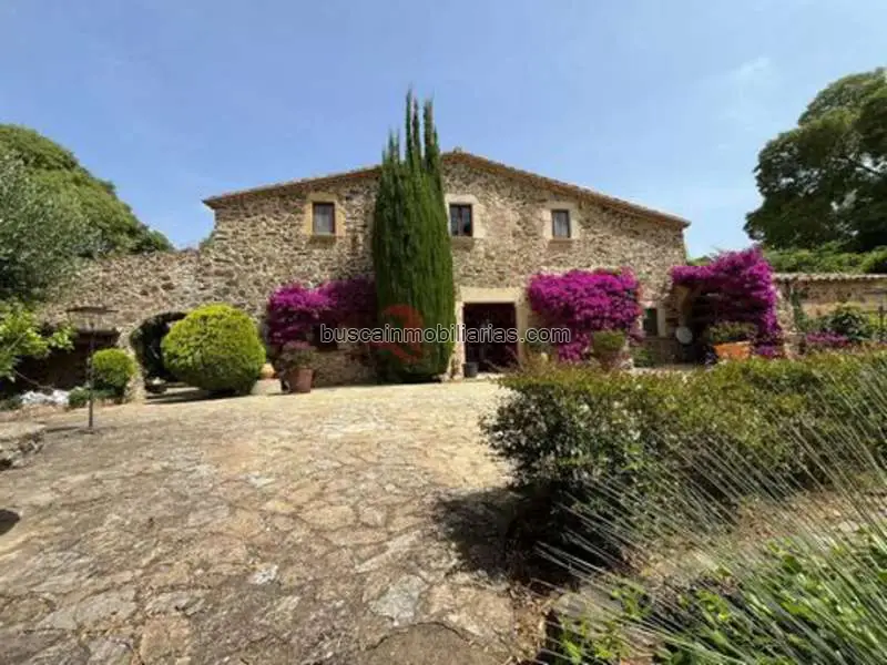 Casa de Campo en Vall-Llobrega Siglo XVIII