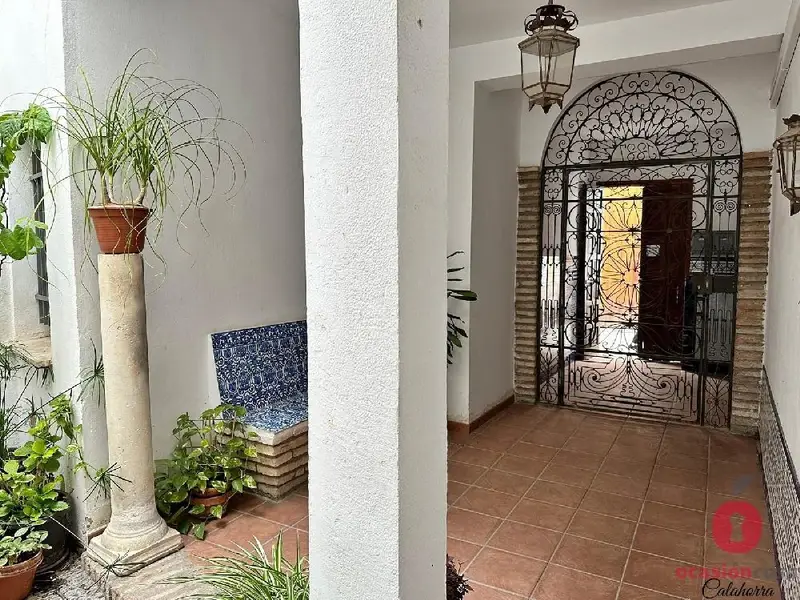 Venta Piso con Calefacci	ón en Juderia C	rdoba