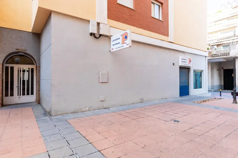 Venta Local Comercial Almuñecar P4 60m2 Oportunidad