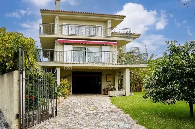 Chalet en Venta Platja dAro 7 Dormitorios Jardin 650m2