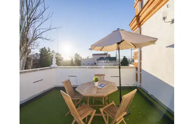 Apartamento 17 Dormitorios Madrid Alquiler 3-24 Meses