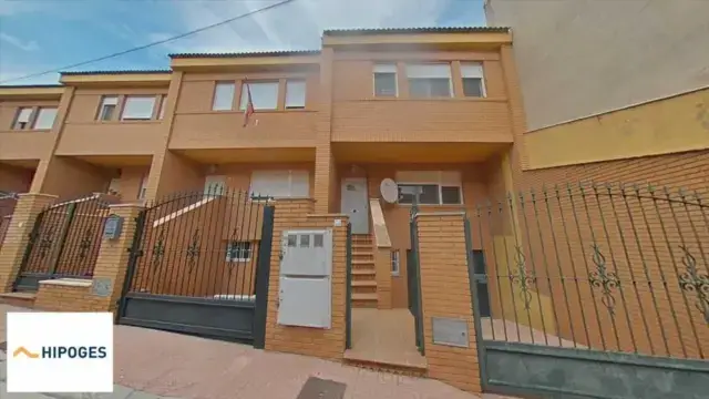 Piso en Venta en Edificio Residencial Zona Tranquila