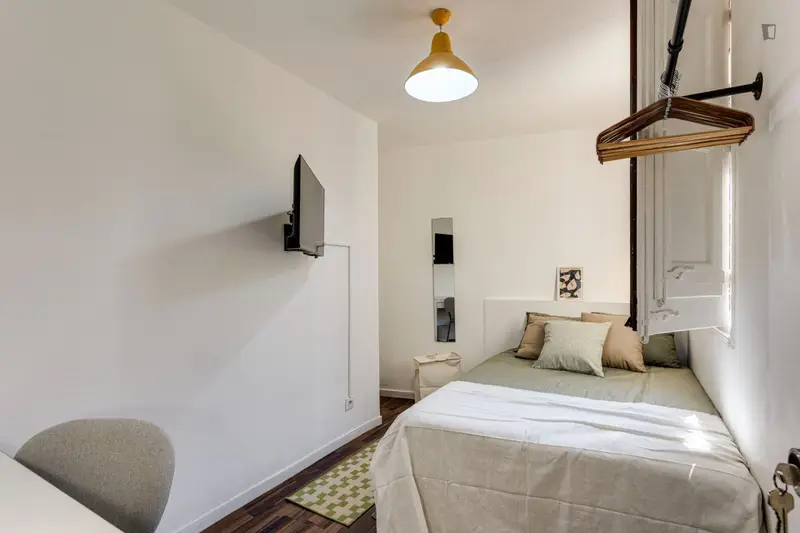 Habitacion Doble Amueblada en Ciutadella Barcelona
