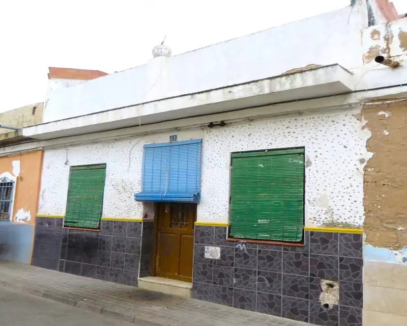 Casa Unifamiliar 99m2 4 Dormitorios 3 Baños Torrent