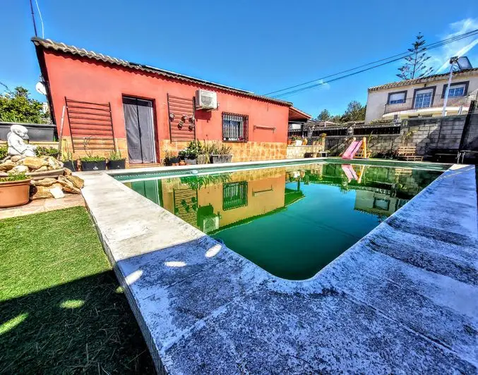 Villa 4 Dormitorios Montserrat Piscina Ideal Familias