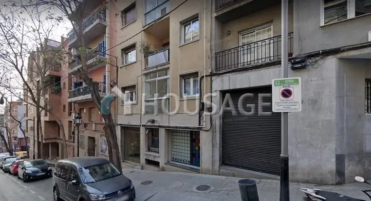 Piso 3 dormitorios Barcelona cerca Guinardó
