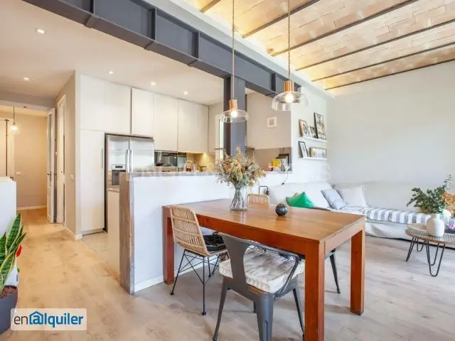 Alquiler Piso Trastero Eixample - Ático Reformado con Vistas