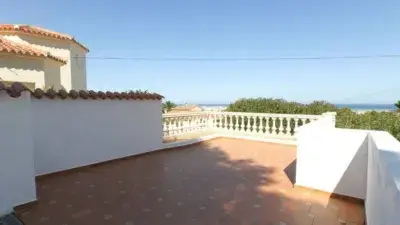 Chalet en Alquiler El Montgó Dénia con Piscina y Vistas