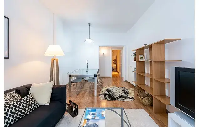 Habitaci	ón 150m	² Barcelona Alquiler Media-Larga Estancia