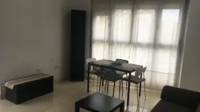 Apartamento en Alquiler en Alicante 2 Dormitorios 2 Baños Plaza Garaje