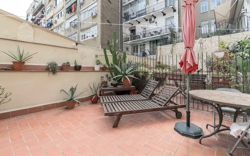 Alquiler Piso Sant Antoni Barcelona 2 habitaciones Terraza Amueblado