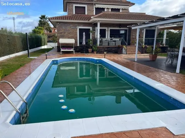 Chalet de Lujo en Golf Guadiana