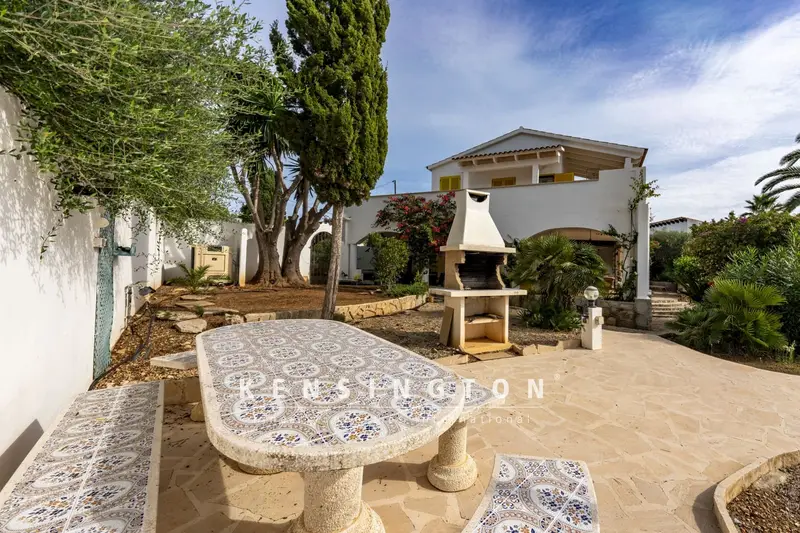 Chalet en Cala Murada Mallorca con Vistas al Mar
