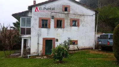 Casa en Venta para Reformar en Voto Cantabria