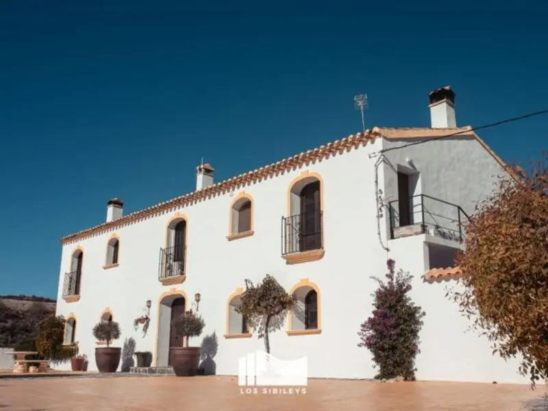 Casa Rural con Piscina y Establos en Lorca Murcia